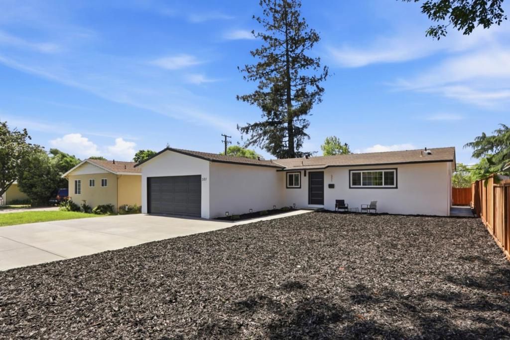 Image 3 of property listing at 321 Mccovey Lane, San Jose, CA 95127