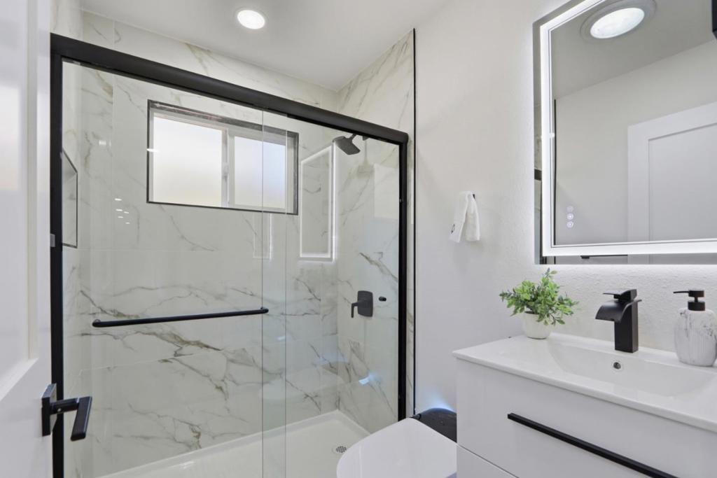 Image 35 of property listing at 321 Mccovey Lane, San Jose, CA 95127