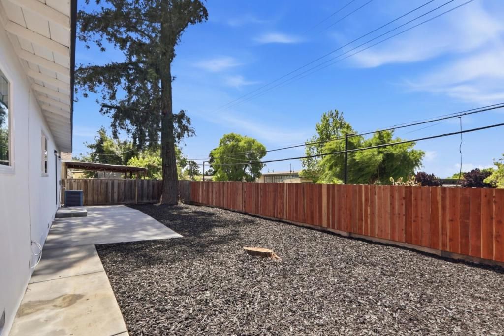 Image 43 of property listing at 321 Mccovey Lane, San Jose, CA 95127