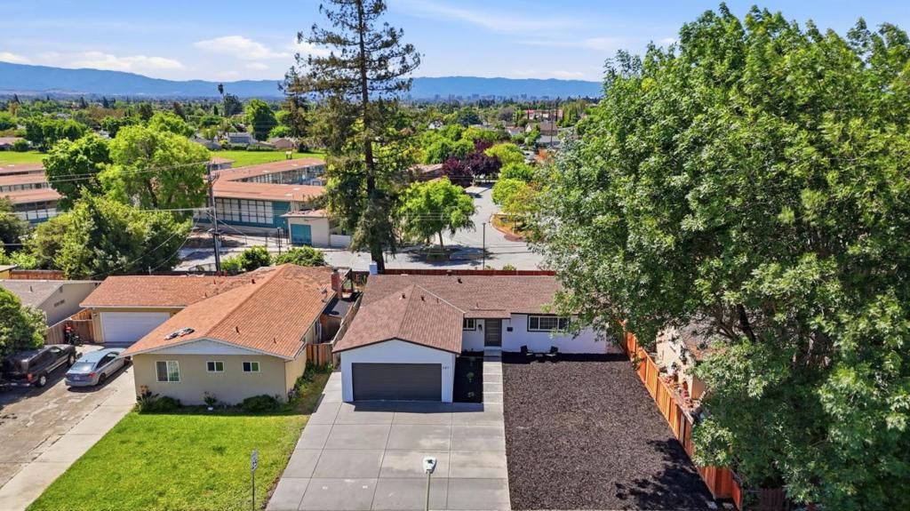 Image 57 of property listing at 321 Mccovey Lane, San Jose, CA 95127