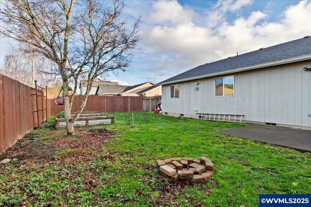 4223 Donalyn Ne St, Salem, OR 97301