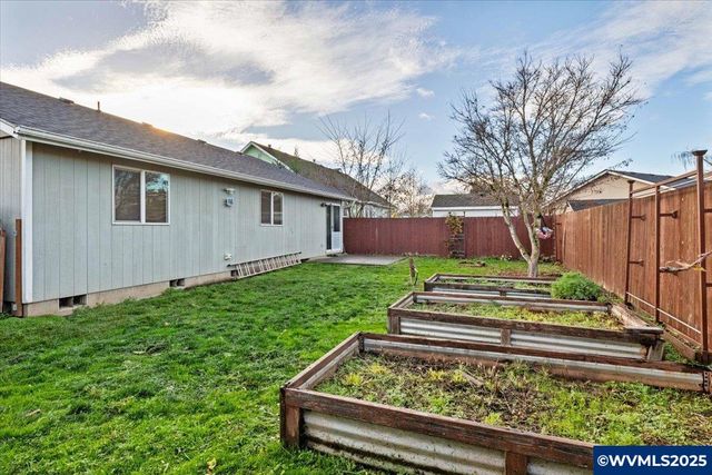 4223 Donalyn Ne St, Salem, OR 97301