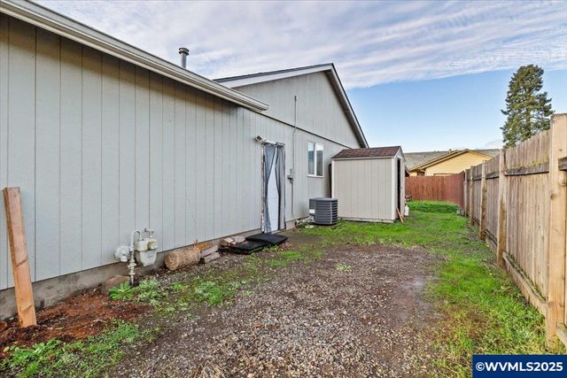 4223 Donalyn Ne St, Salem, OR 97301