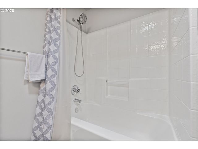 20 Nw WILSON Ave, Gresham, OR 97030
