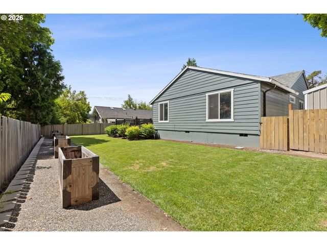 20 Nw WILSON Ave, Gresham, OR 97030