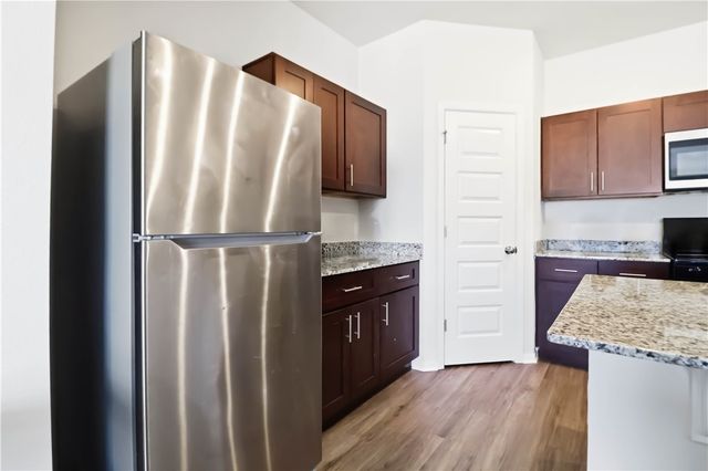 6504 NW Vandergriff Street, Bentonville, AR 72713