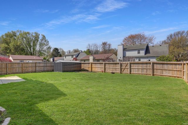 655 Bonnie View Drive, Evansville, IN 47715