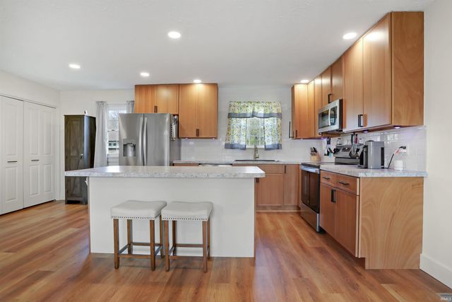 655 Bonnie View Drive, Evansville, IN 47715