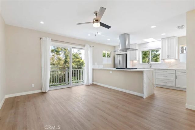 928 Seaside Court, Ventura, CA 93001