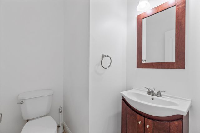 241 Hillside Ln, Lenoir City, TN 37771