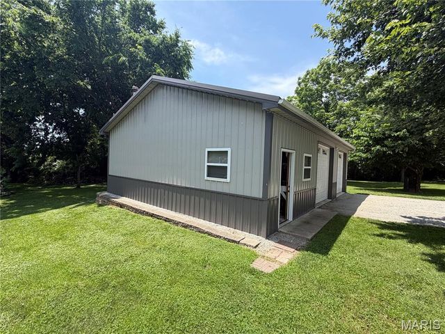 9014 Beach Drive, French Village, MO 63036