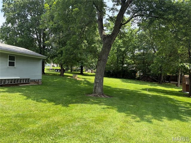 9014 Beach Drive, French Village, MO 63036
