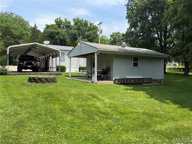 9014 Beach Drive, French Village, MO 63036