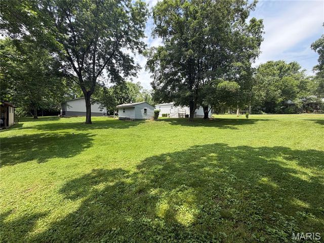 9014 Beach Drive, French Village, MO 63036