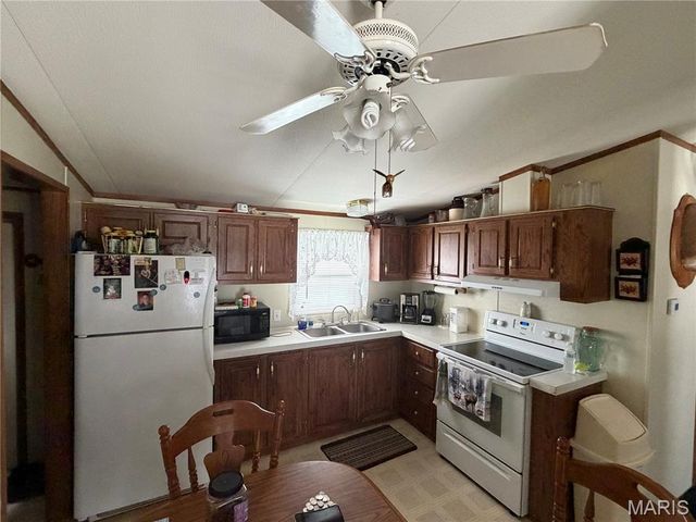 9014 Beach Drive, French Village, MO 63036