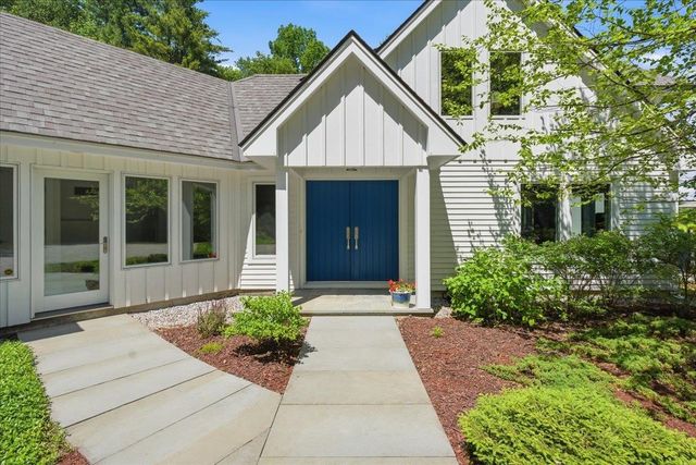 312 Beartown Road, Manchester, VT 05255