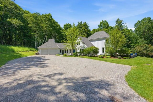 312 Beartown Road, Manchester, VT 05255