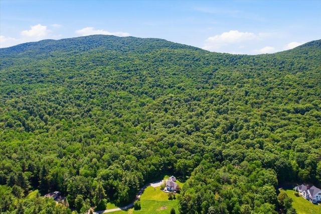 312 Beartown Road, Manchester, VT 05255