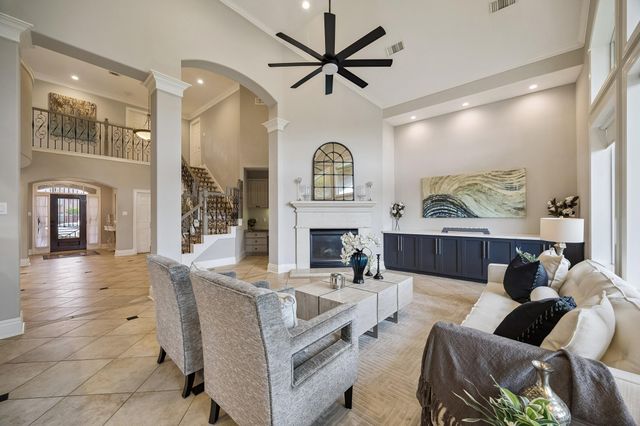 5126 Beacon Point, Sugar Land, TX 77479