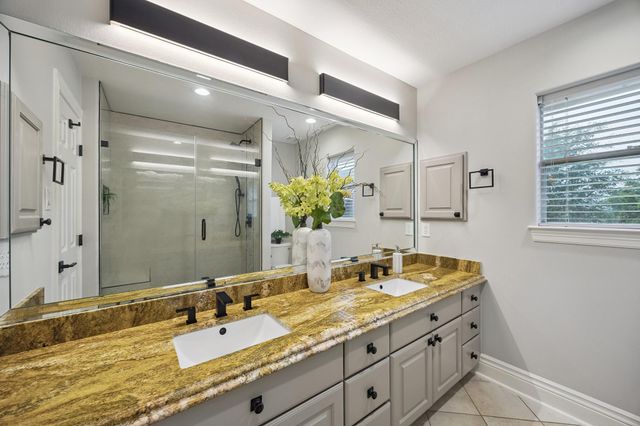 5126 Beacon Point, Sugar Land, TX 77479