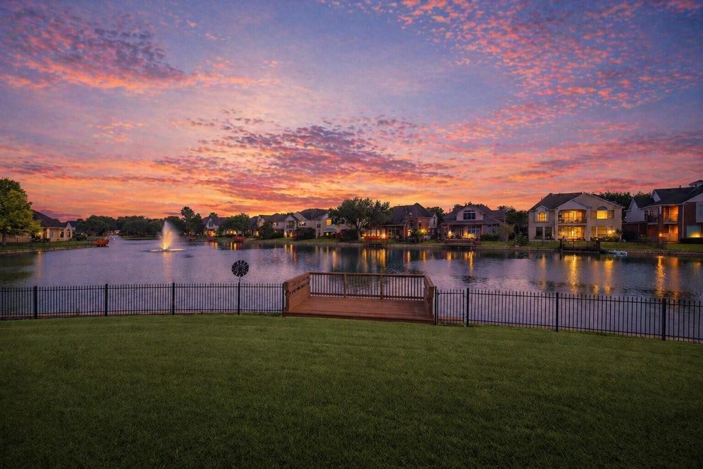 5126 Beacon Point, Sugar Land, TX 77479