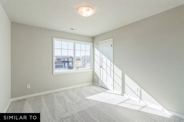 2720 SE Florence Drive, Waukee, IA 50263