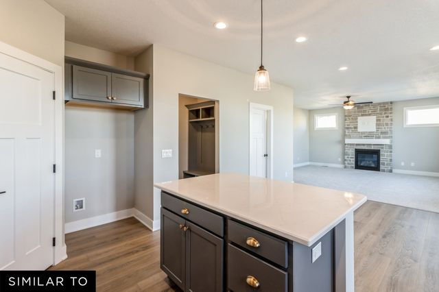 2720 SE Florence Drive, Waukee, IA 50263