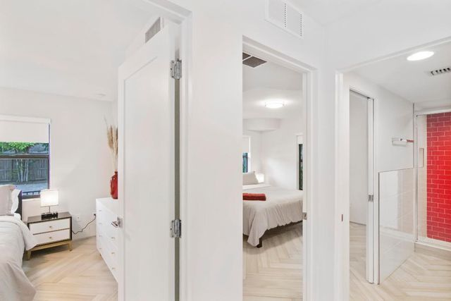 215 N Swinton Avenue, Delray Beach, FL 33444