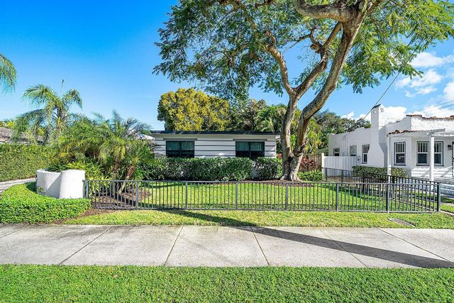 215 N Swinton Avenue, Delray Beach, FL 33444