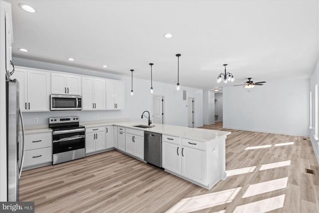 133 6TH ST, Colonial Beach, VA 22443