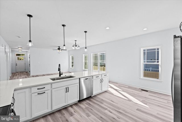 133 6TH ST, Colonial Beach, VA 22443