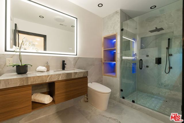 5328 W 62nd Street, Los Angeles, CA 90056