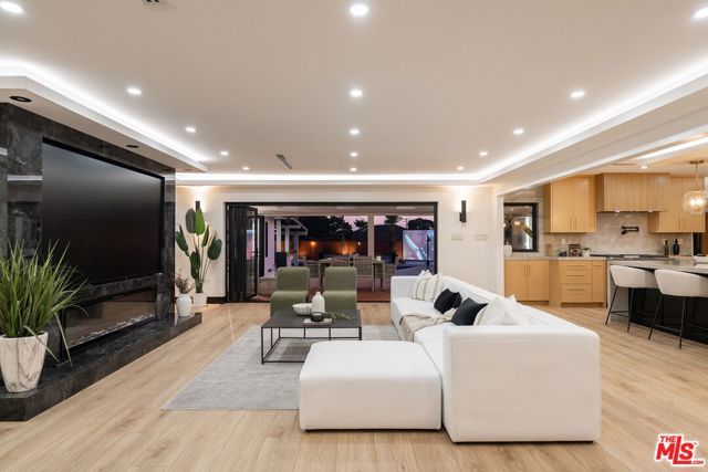 5328 W 62nd Street, Los Angeles, CA 90056