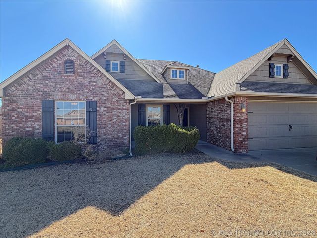 12428 E 128th Street N, Collinsville, OK 74021