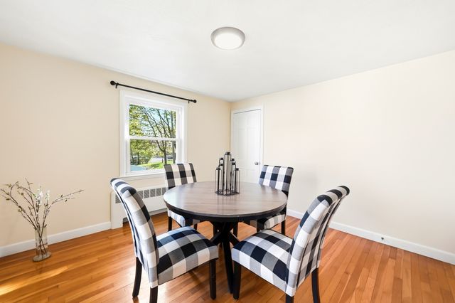 6 Brookside Ave, Lexington, MA 02421