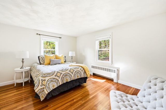 6 Brookside Ave, Lexington, MA 02421