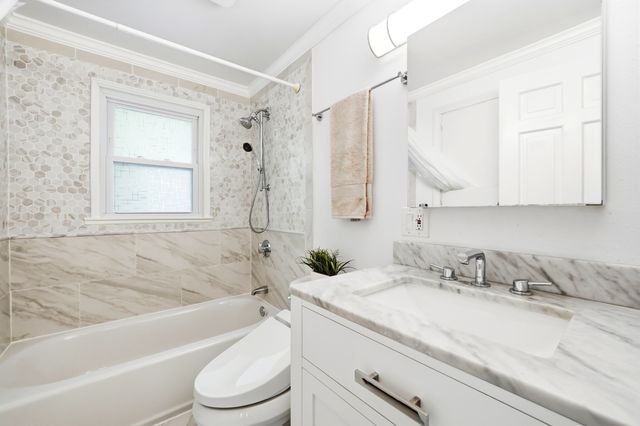 6 Brookside Ave, Lexington, MA 02421