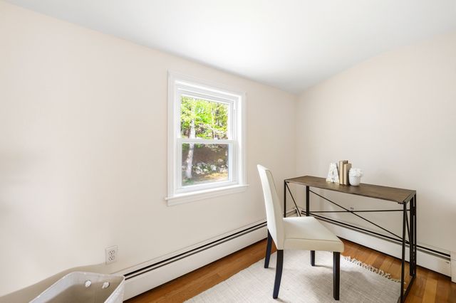 6 Brookside Ave, Lexington, MA 02421