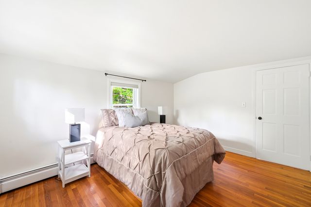 6 Brookside Ave, Lexington, MA 02421