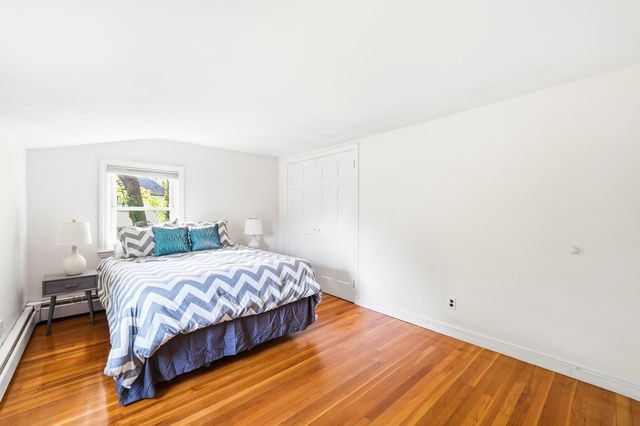 6 Brookside Ave, Lexington, MA 02421