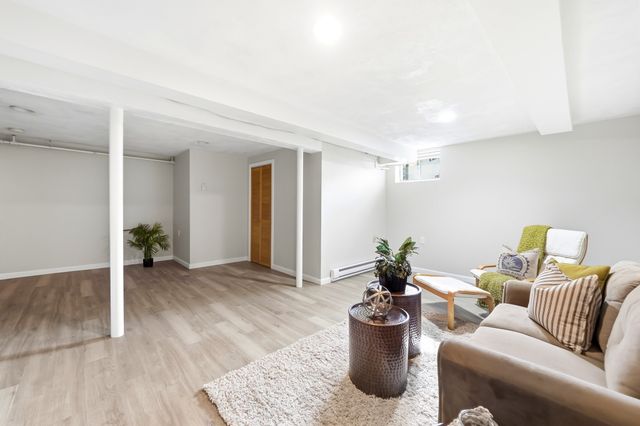 6 Brookside Ave, Lexington, MA 02421