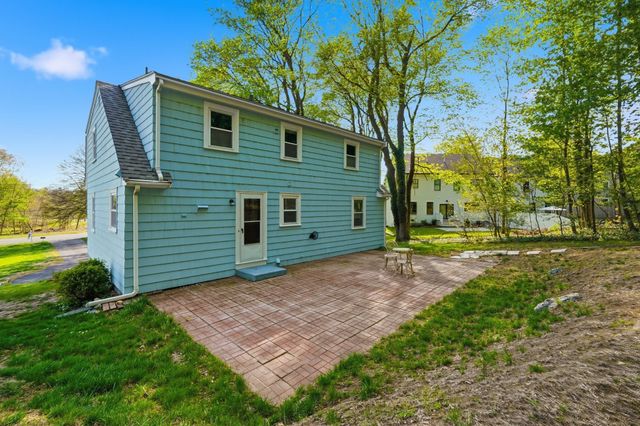 6 Brookside Ave, Lexington, MA 02421