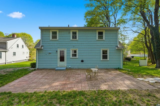 6 Brookside Ave, Lexington, MA 02421
