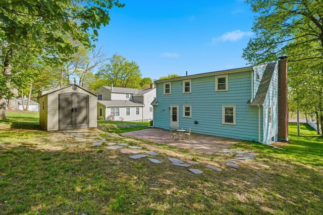 6 Brookside Ave, Lexington, MA 02421