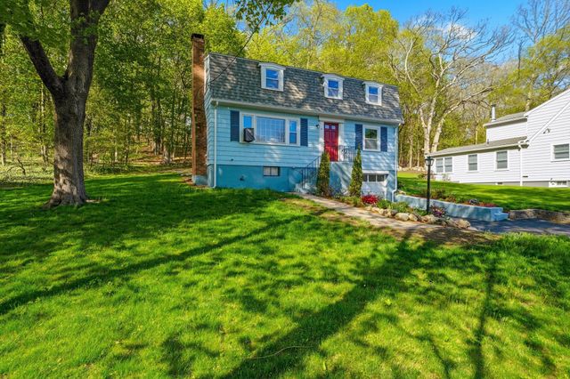6 Brookside Ave, Lexington, MA 02421