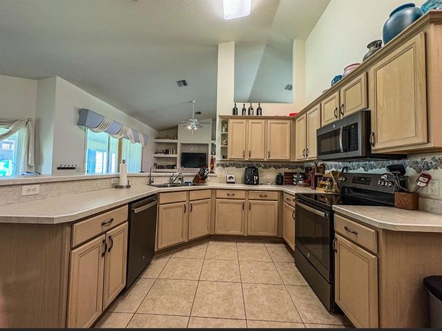 8671 SW 57TH COURT ROAD, Ocala, FL 34476