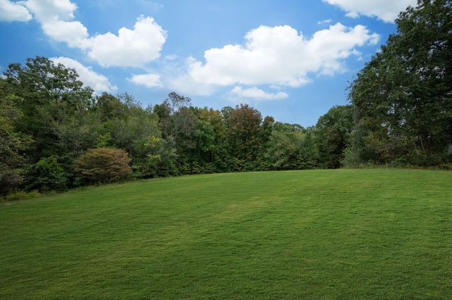 835 Wells Road, Dickson, TN 37055