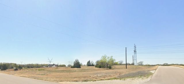 240 Rolling Hills Boulevard, Alvord, TX 76225