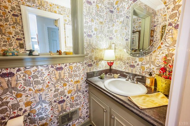 3609 Willow Lawn Drive, Lynchburg, VA 24503