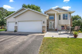 401 Cedarwood Court, Waite Park, MN 56387